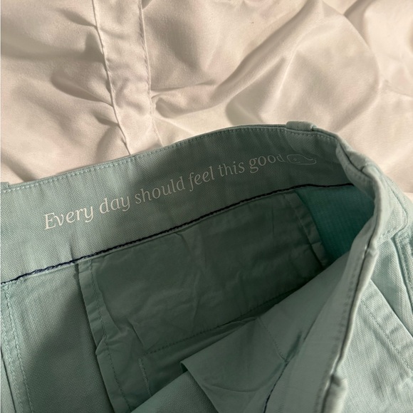 Vineyard Vines Women's Teal Shorts - Picture 3 of 5